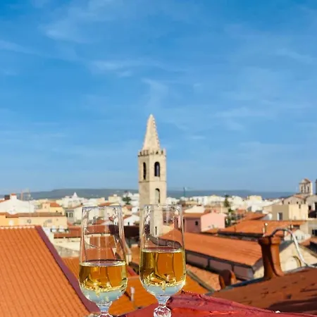 Apartament Life - Rooftop Access Location
